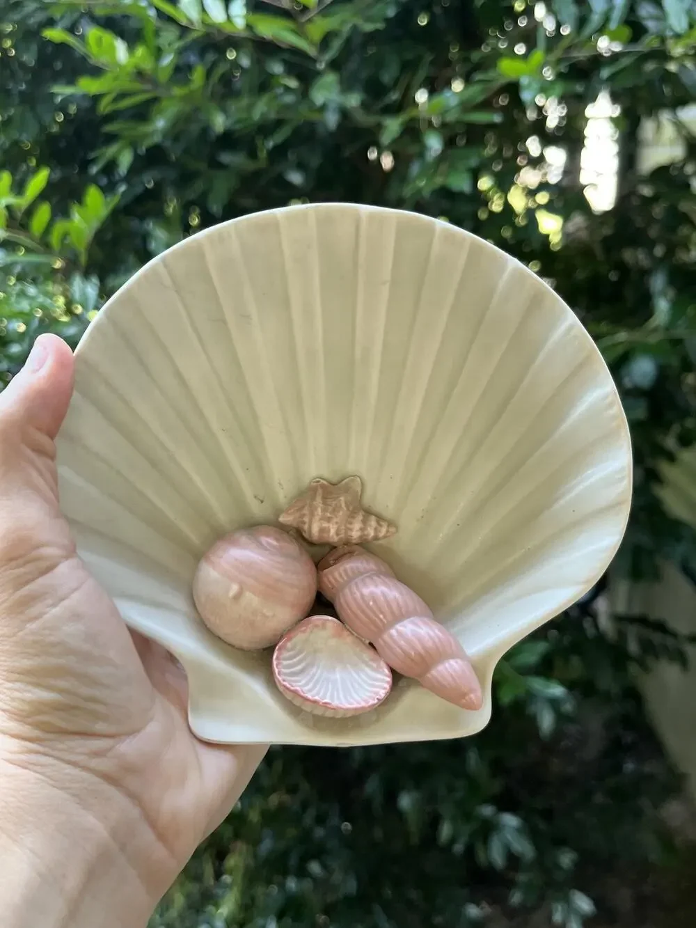 Fitz and Floyd 1981 Scallop Shell Dish, Pink Seashells, Ocean Sea Decor